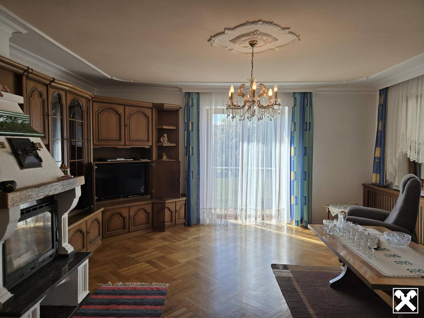 Bright apartment in quiet green setting with view of Sonntagberg