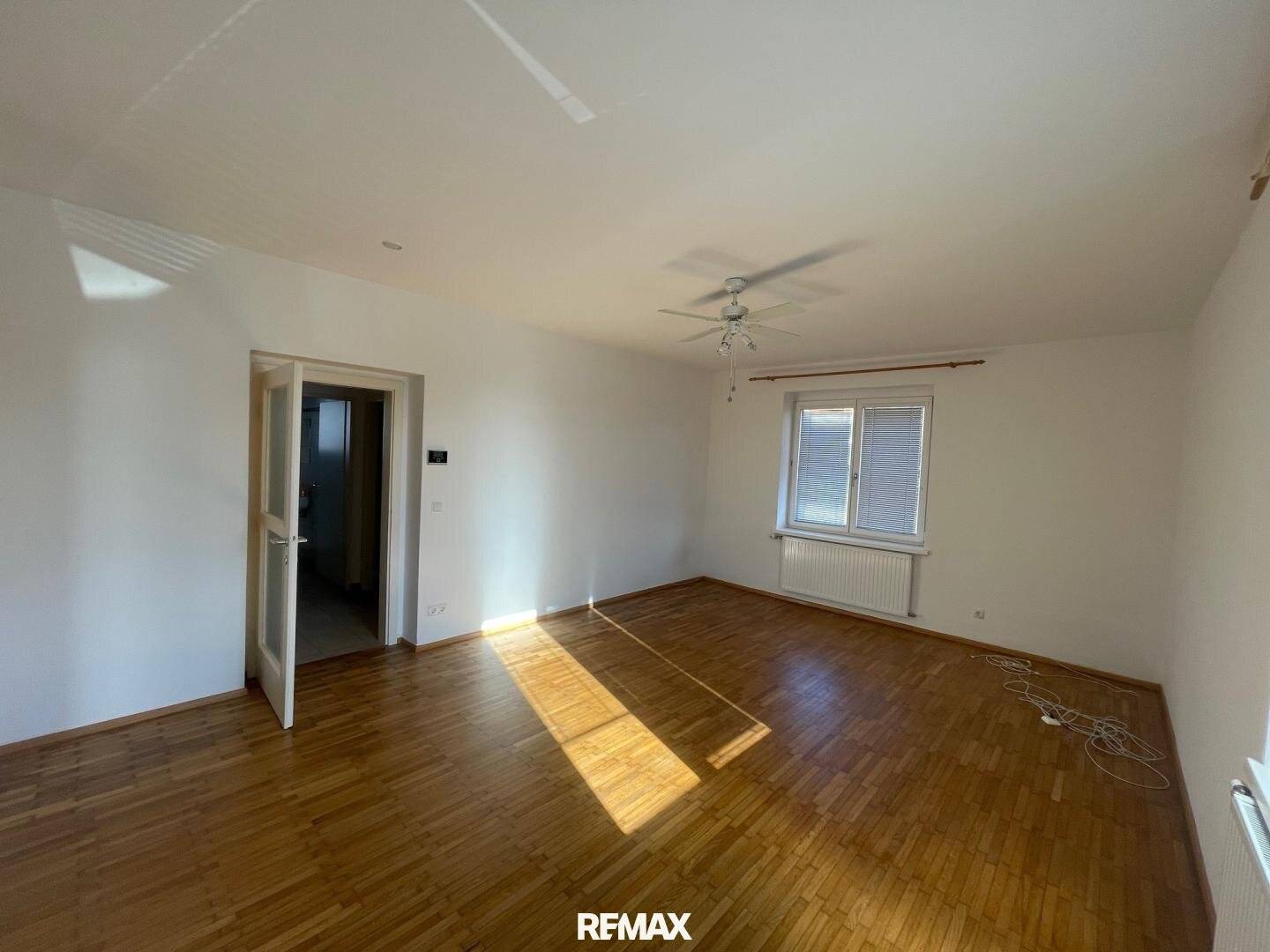Bright rental apartment in a quiet location