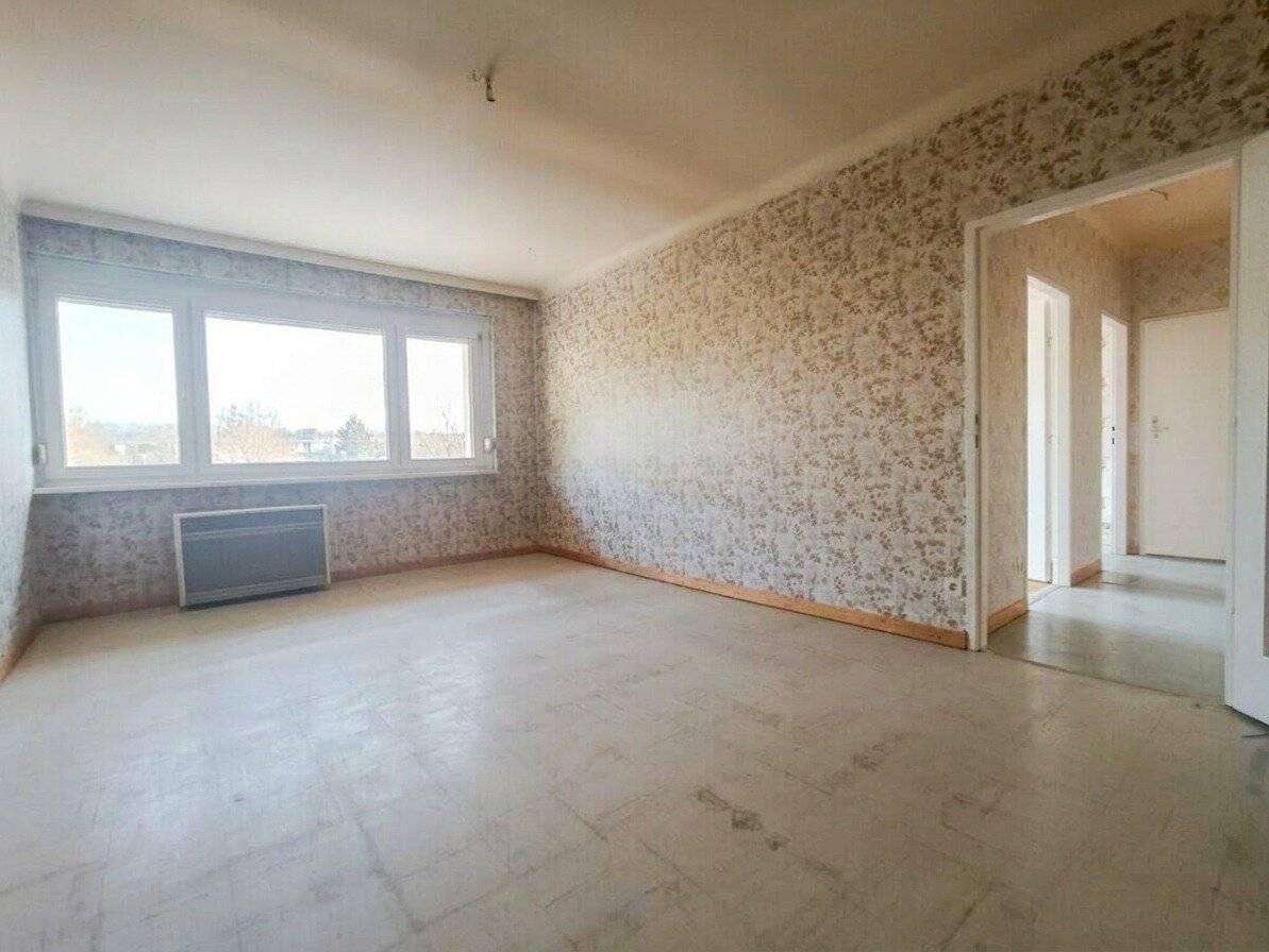 Wide view in central location - 3 rooms around 62 m² living space - Close to U6 Meidling station
