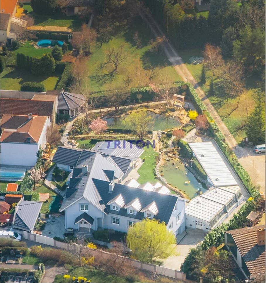 Estate with panoramic view in Guntramsdorf