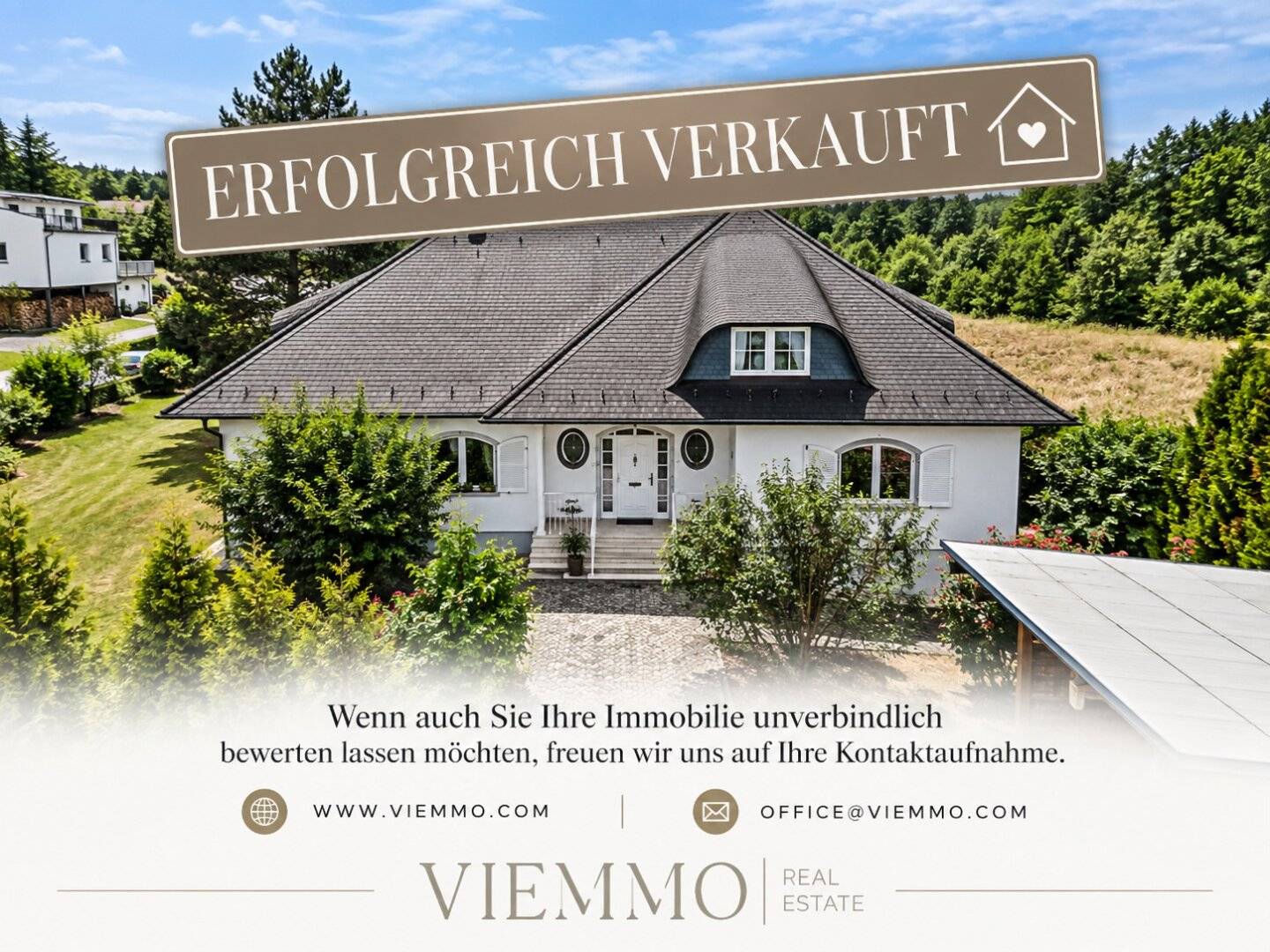 Timeless architecture. Generous spaces. A plot with park-like character