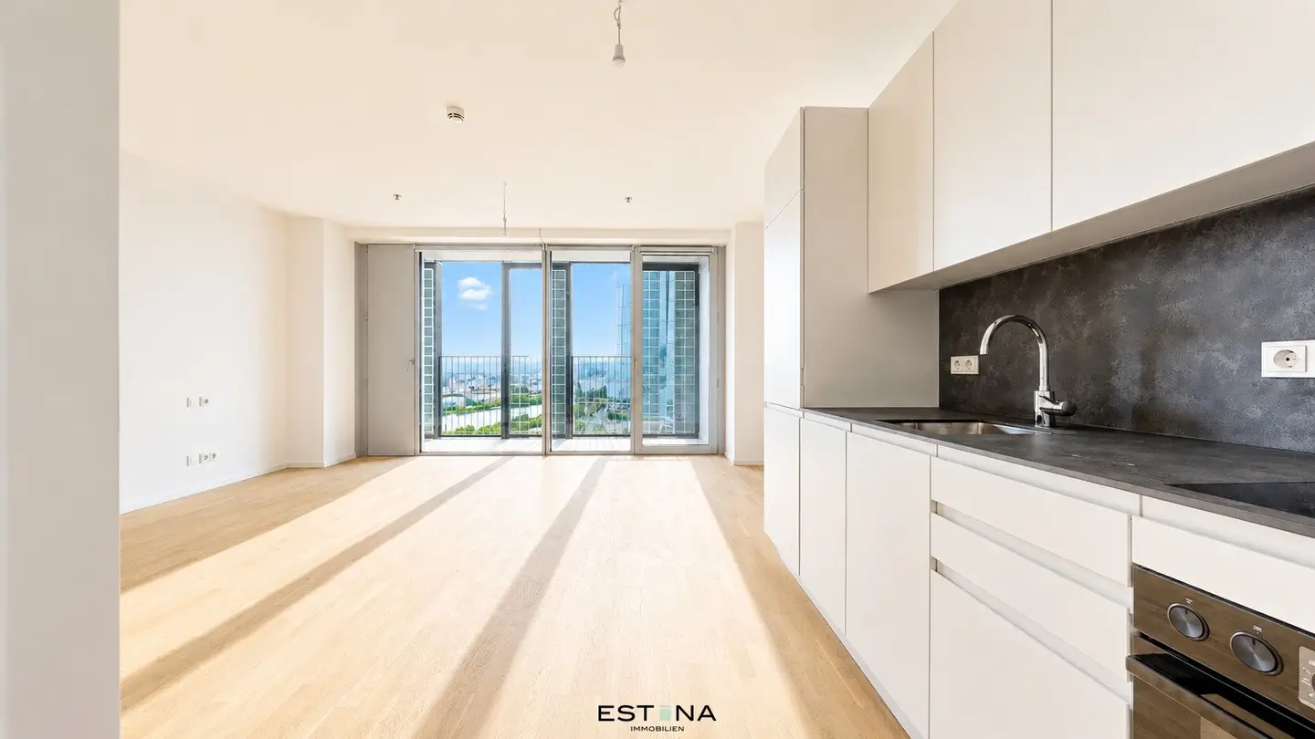 Elegant retreat with wrap-around loggia and fascinating distant view