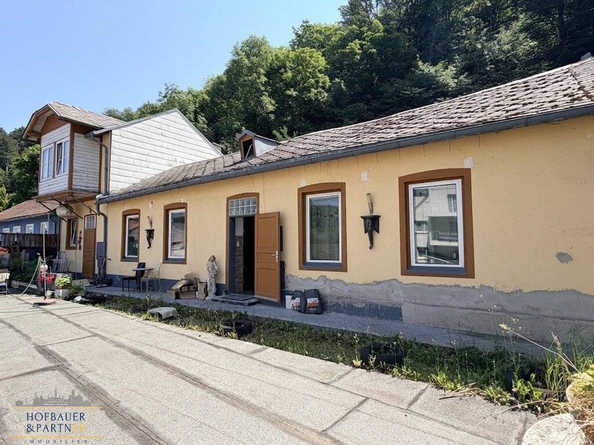 Rare opportunity in 1140 Vienna Penzing – property with existing building, use and development potential