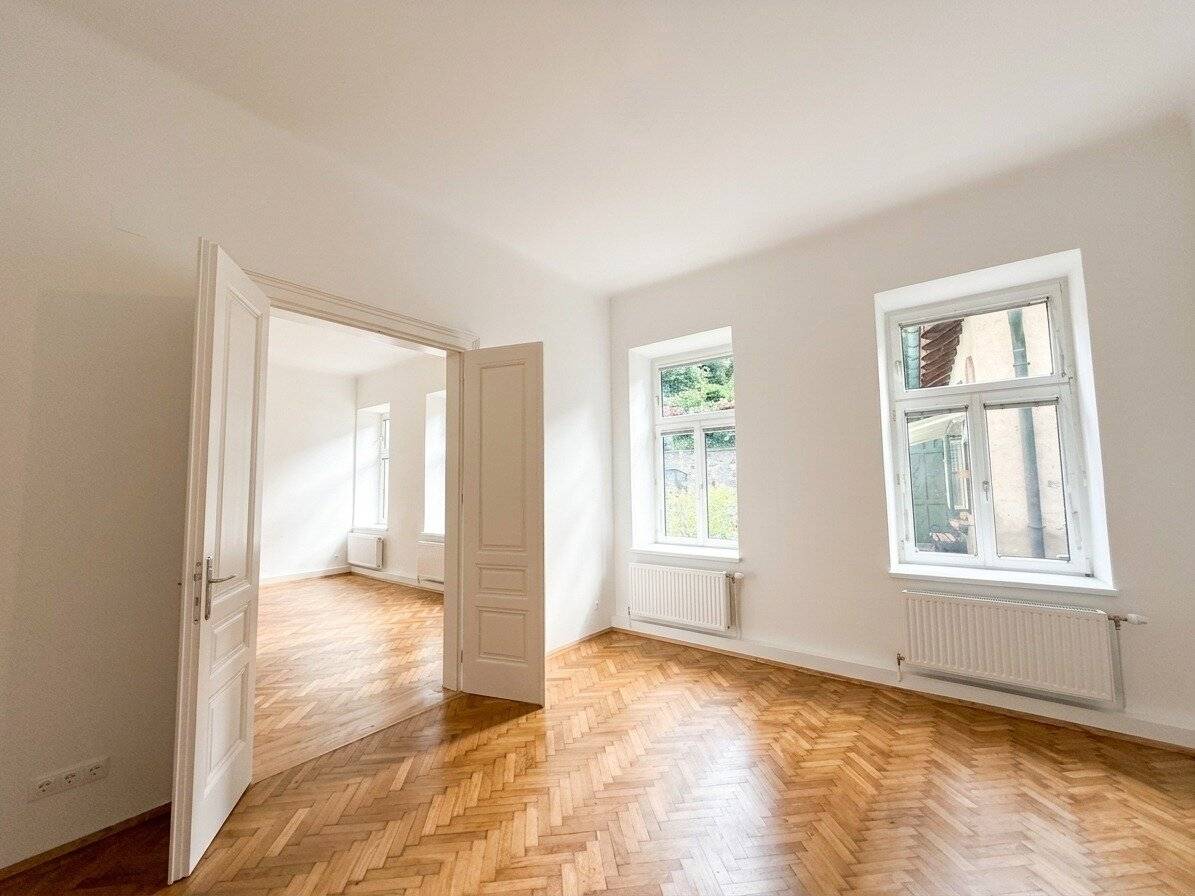 Beautiful, spacious 5-room apartment in Sievering