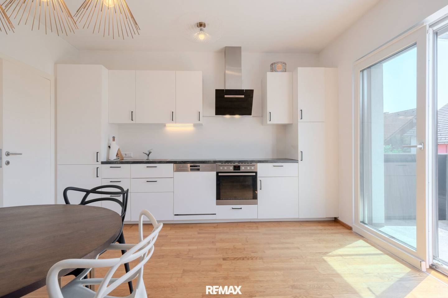 Modern wohnen in ruhiger Sackgassenlage: 3-Zimmer-Wohnung mit Carport &amp; Balkon