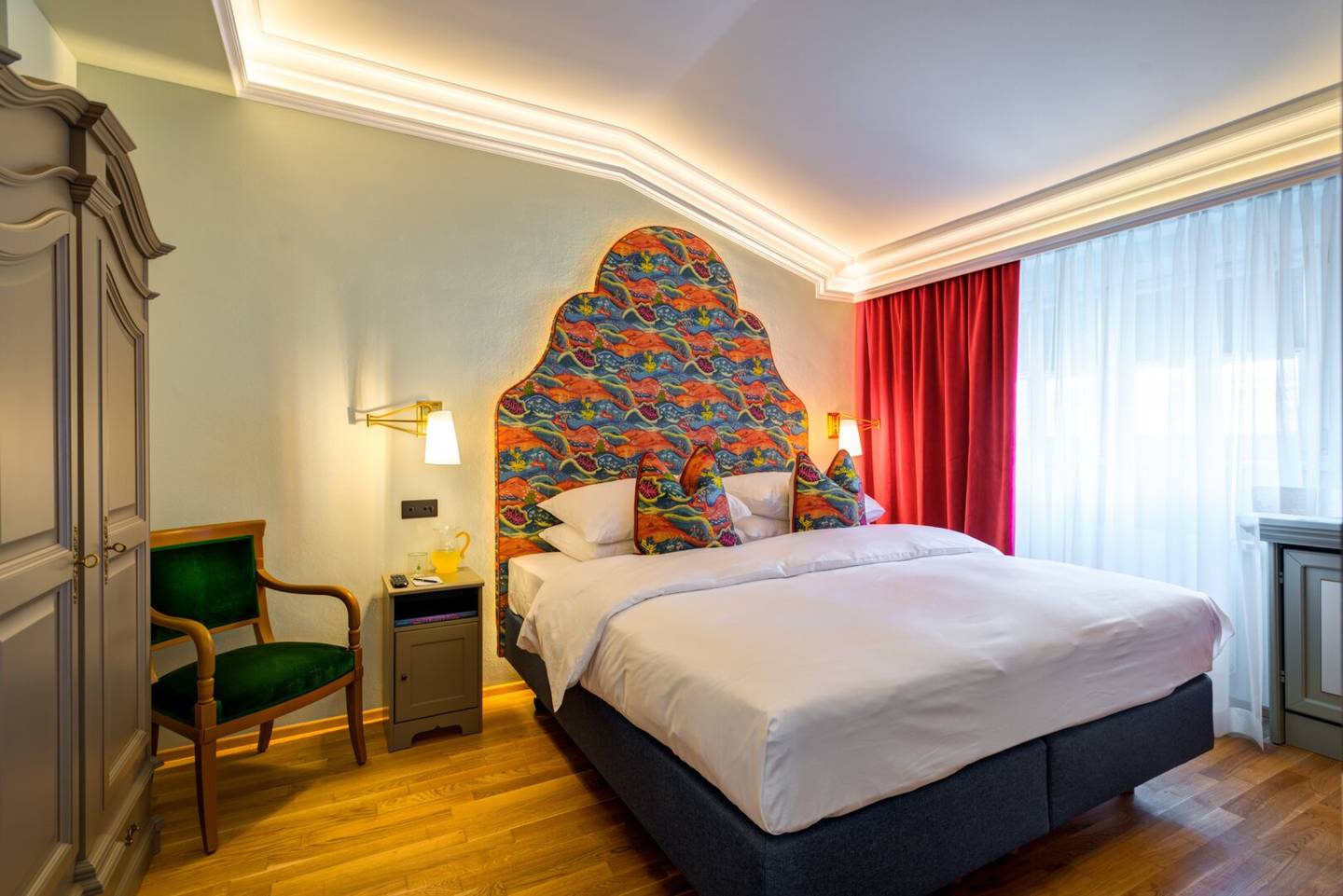 Luxury attic apartment on Kärntner Straße Living with hotel comfort