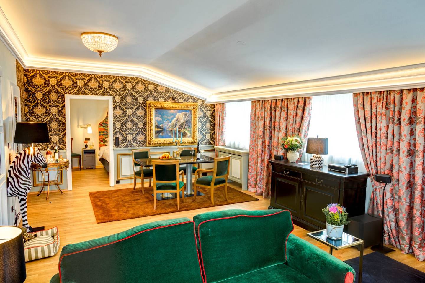 Luxury attic apartment on Kärntner Straße Living with hotel comfort