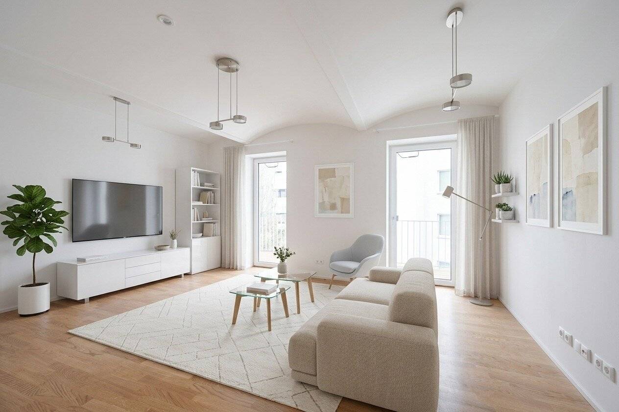 New unique two room old building apartment with loggia first occupancy top location