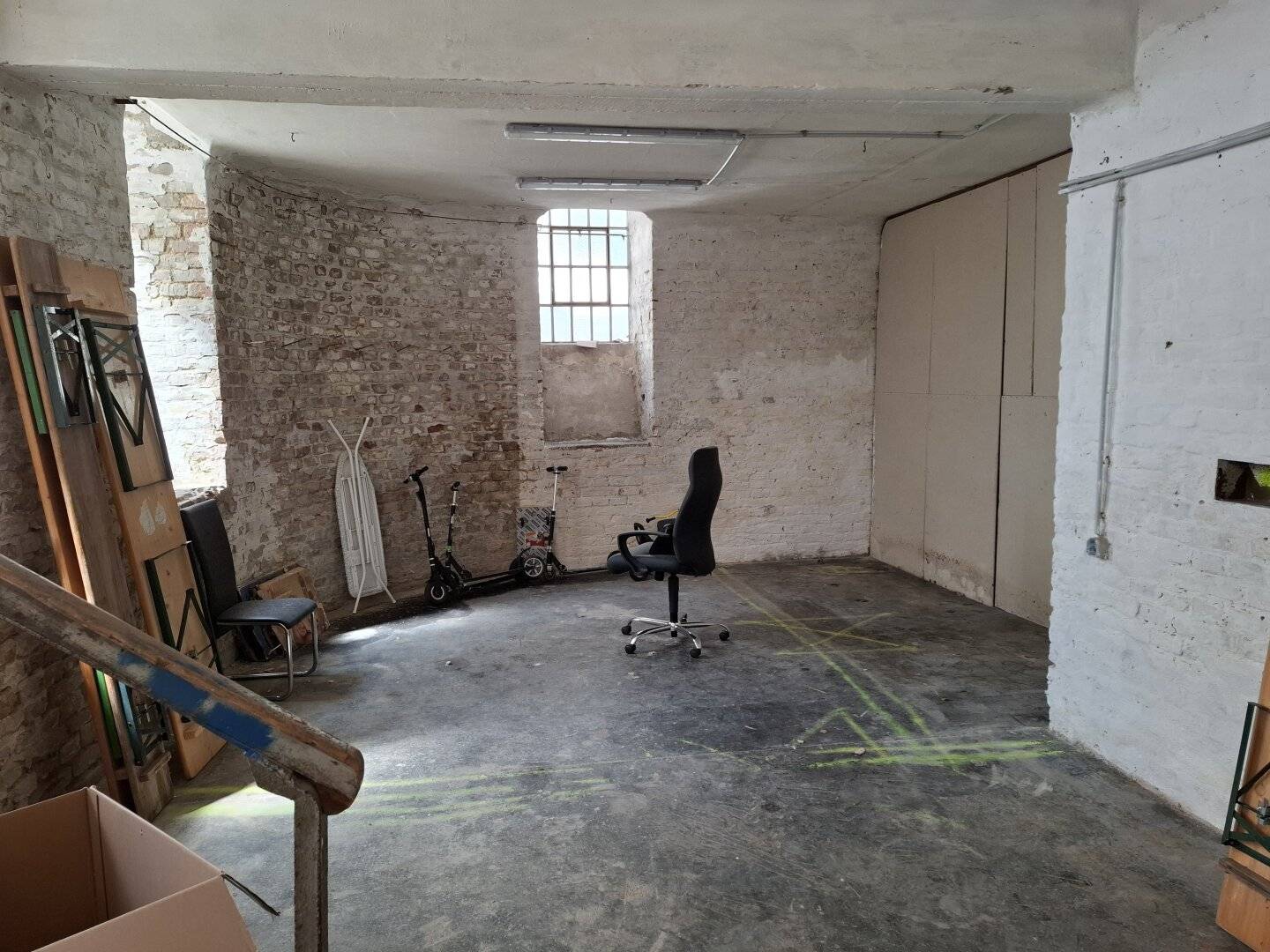 Storage in the Basement Near Wallensteinplatz