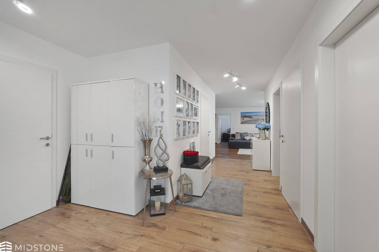Exclusive garden apartment with 141.5m² in sought-after location of Zell am See