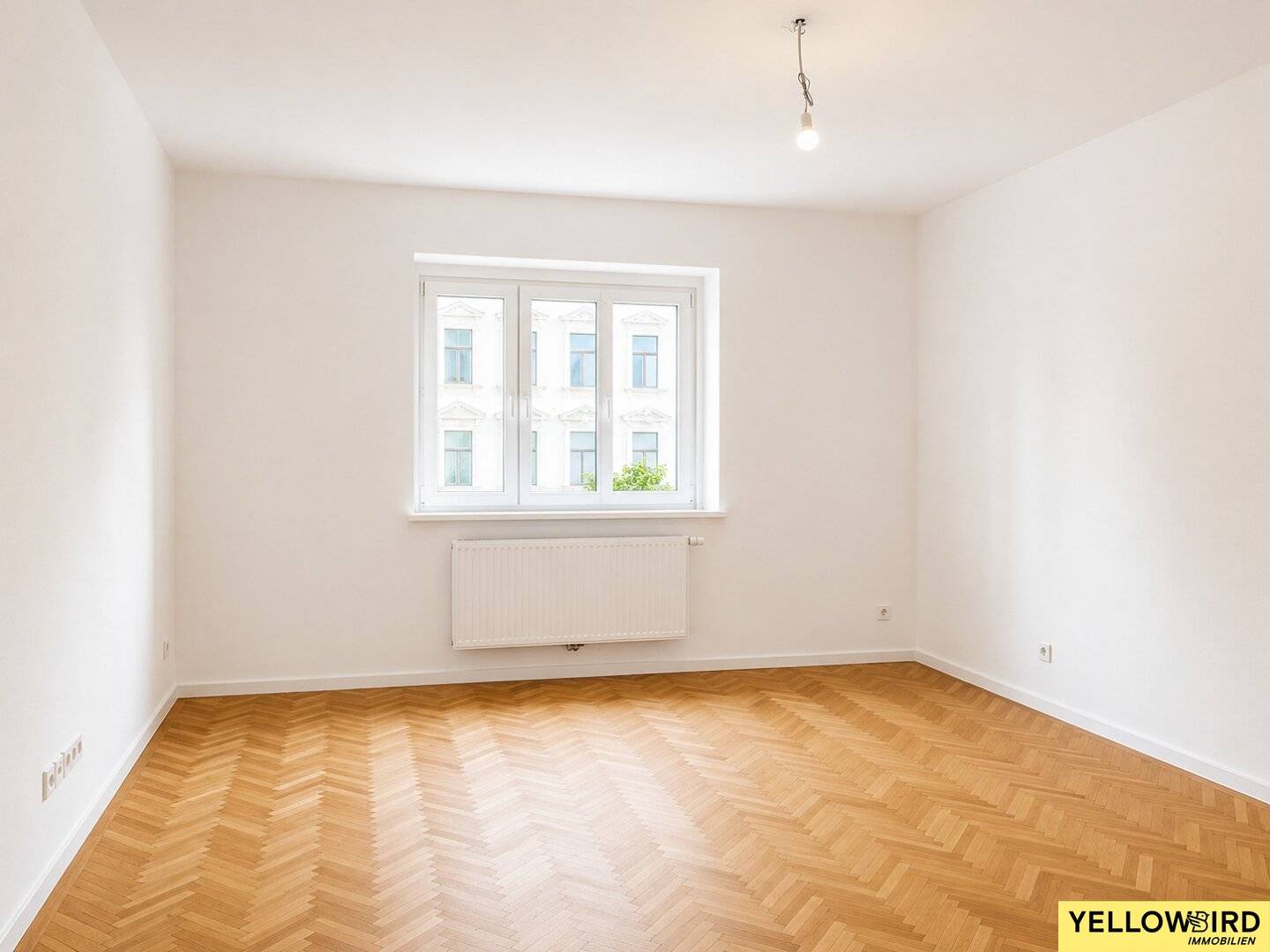 High-quality renovated 3-room new build apartment in absolute quiet location near Klinik Landstraße