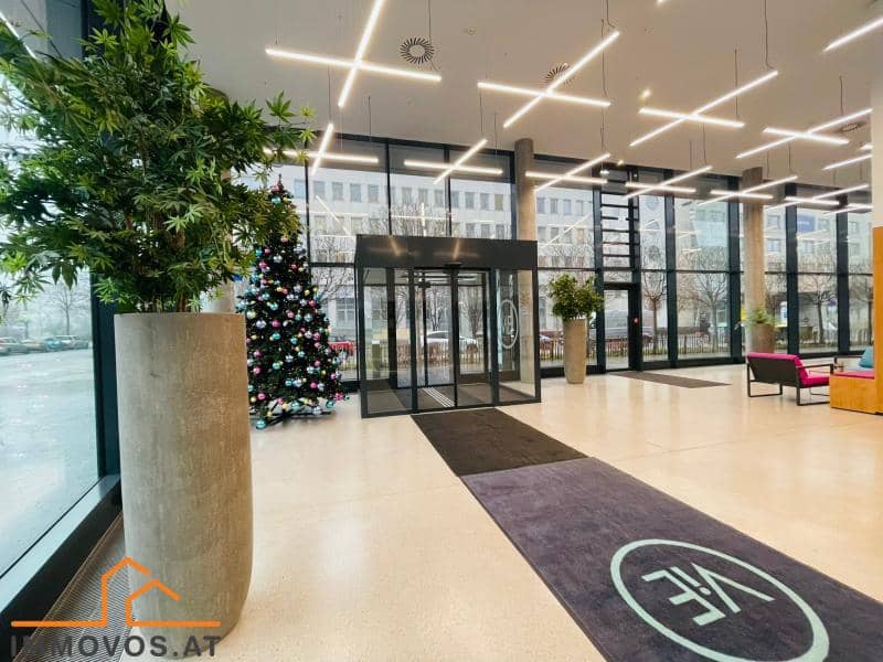 Bright apartment with large terrace and underground parking