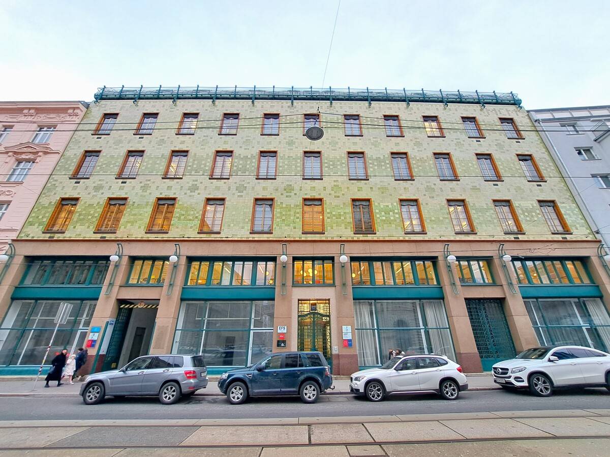 Loft apartment in historic secession style ensemble with underground parking