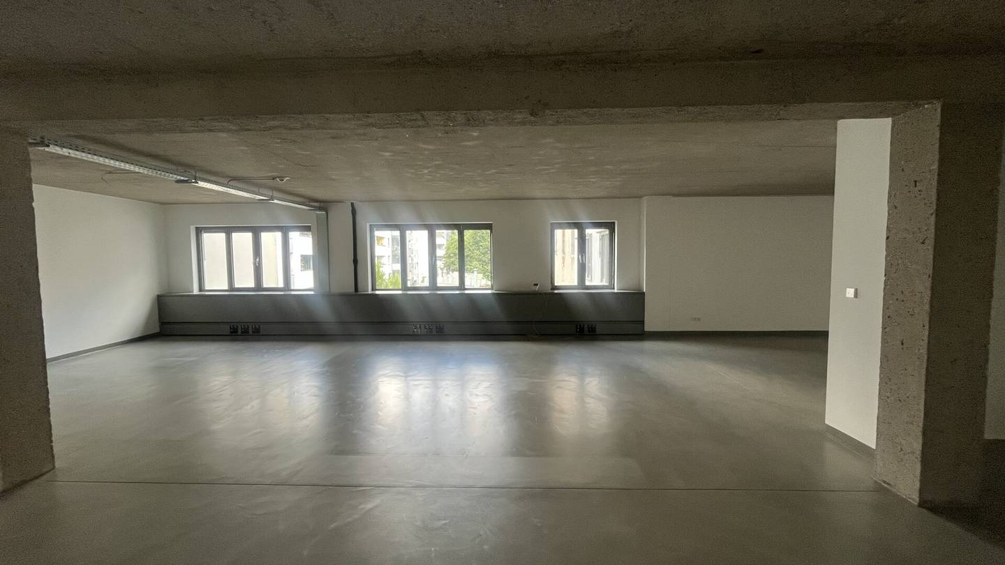 Loft apartment in historic secession style ensemble with underground parking