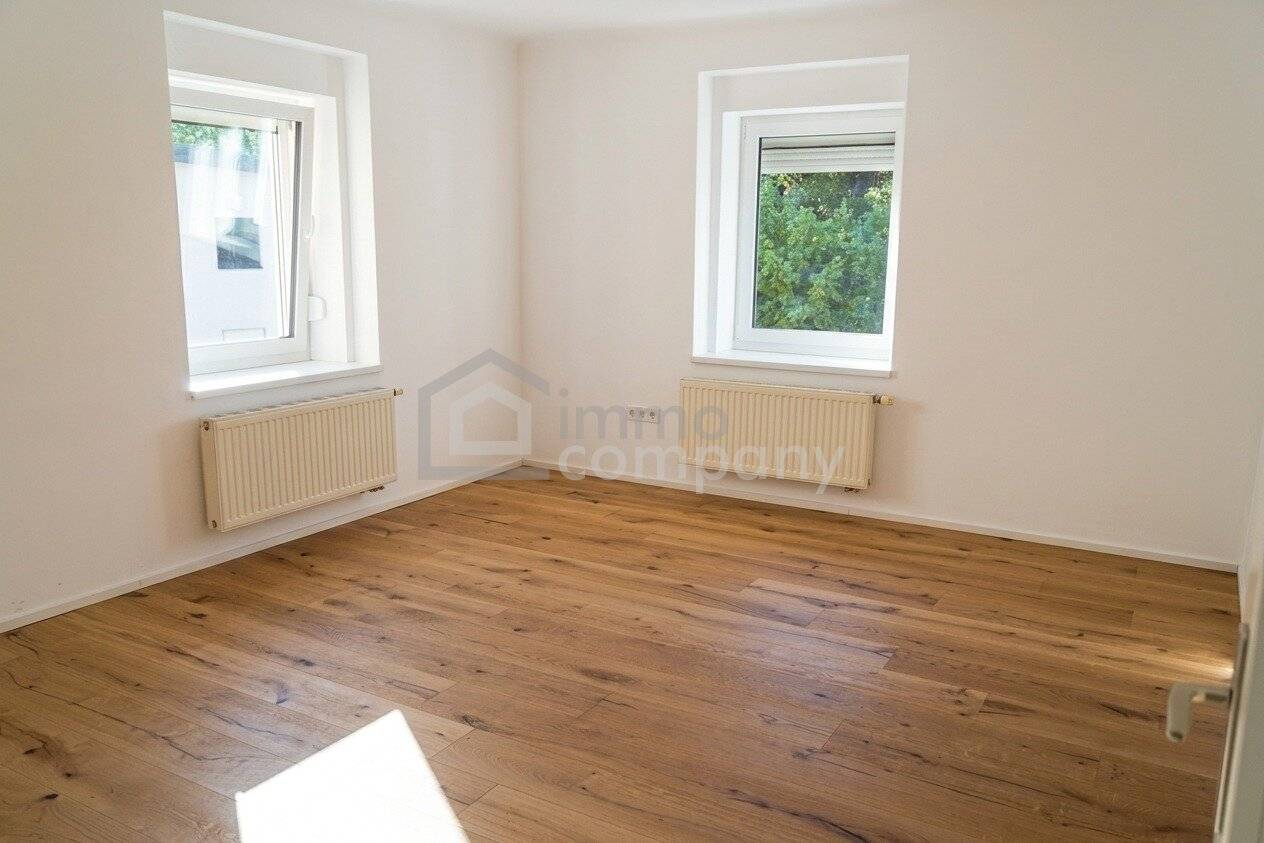 Modernisiert &amp; Renoviert: 2 Zimmer Eigentumswohnung in Bad Vöslau