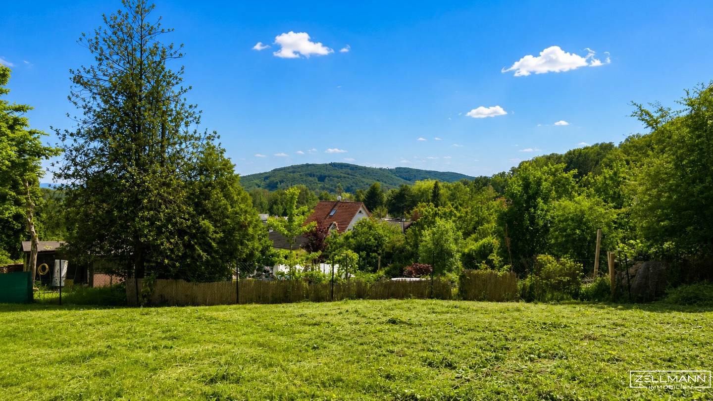 RARITÄT | Exklusives Baugrundstück | Grenze zum 19. Bezirk | inkl. genehmigtem Einreichplan | ZELLMANN IMMOBILIEN