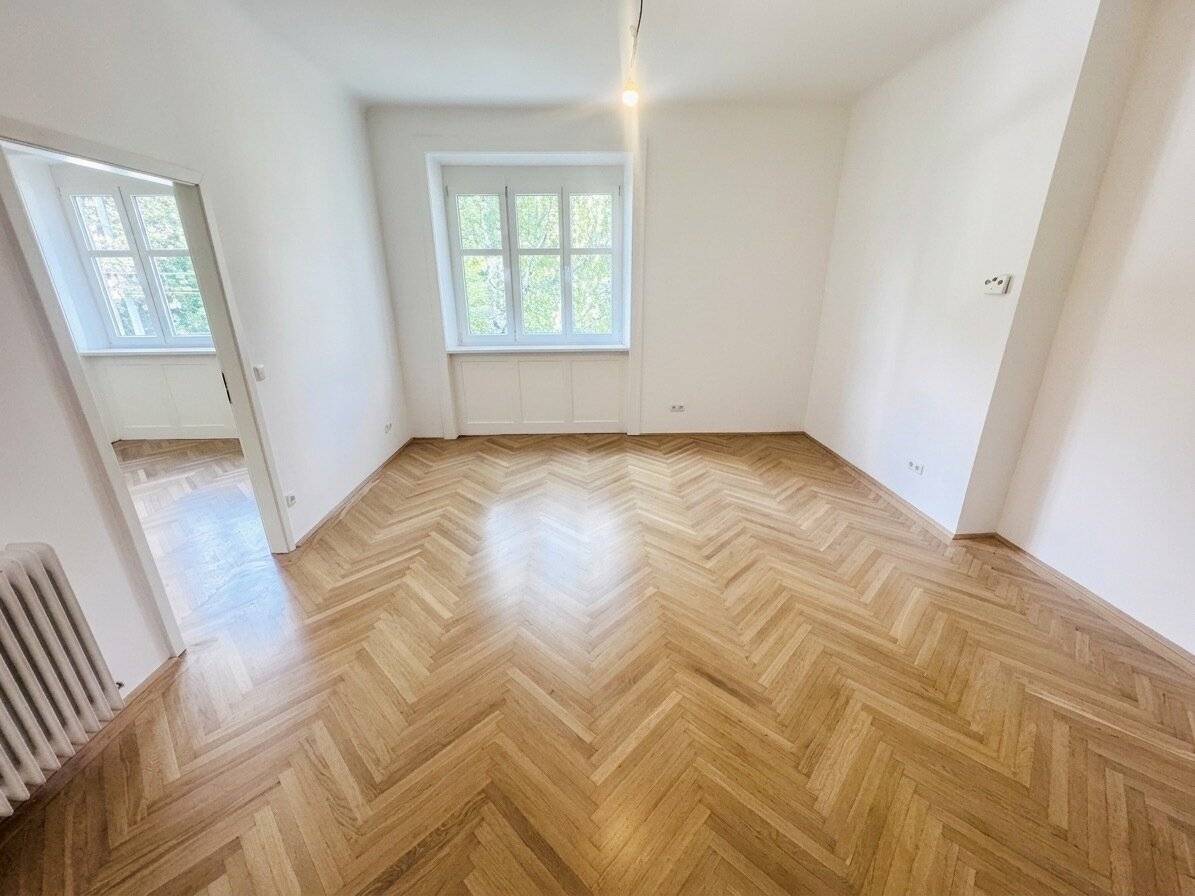 First occupancy after renovation: 2-room apartment for sale in 1130 Vienna
