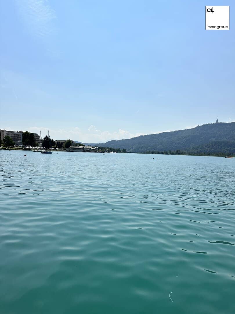 Luxury Loft Penthouse at Lake Wörthersee - Private Lake Access &amp; Panorama