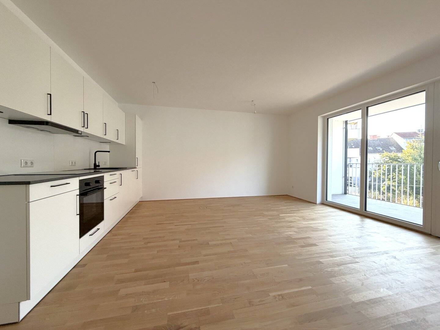 Bright 3-room apartment with fitted kitchen in Linz Urfahr