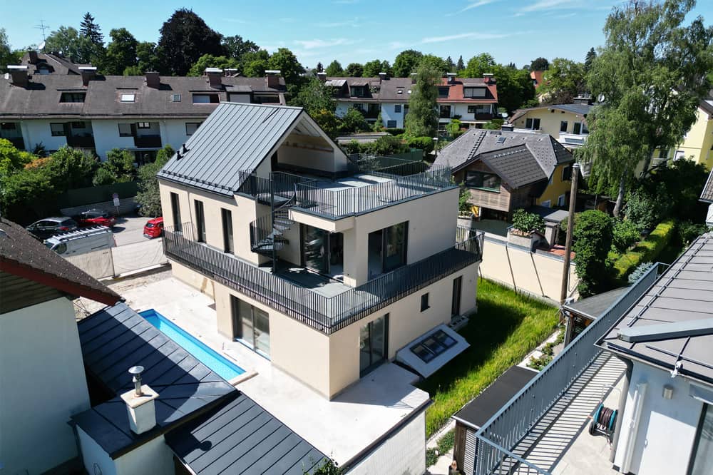 Erdgeschosswohnung with garden and pool near Leopoldskroner Weiher