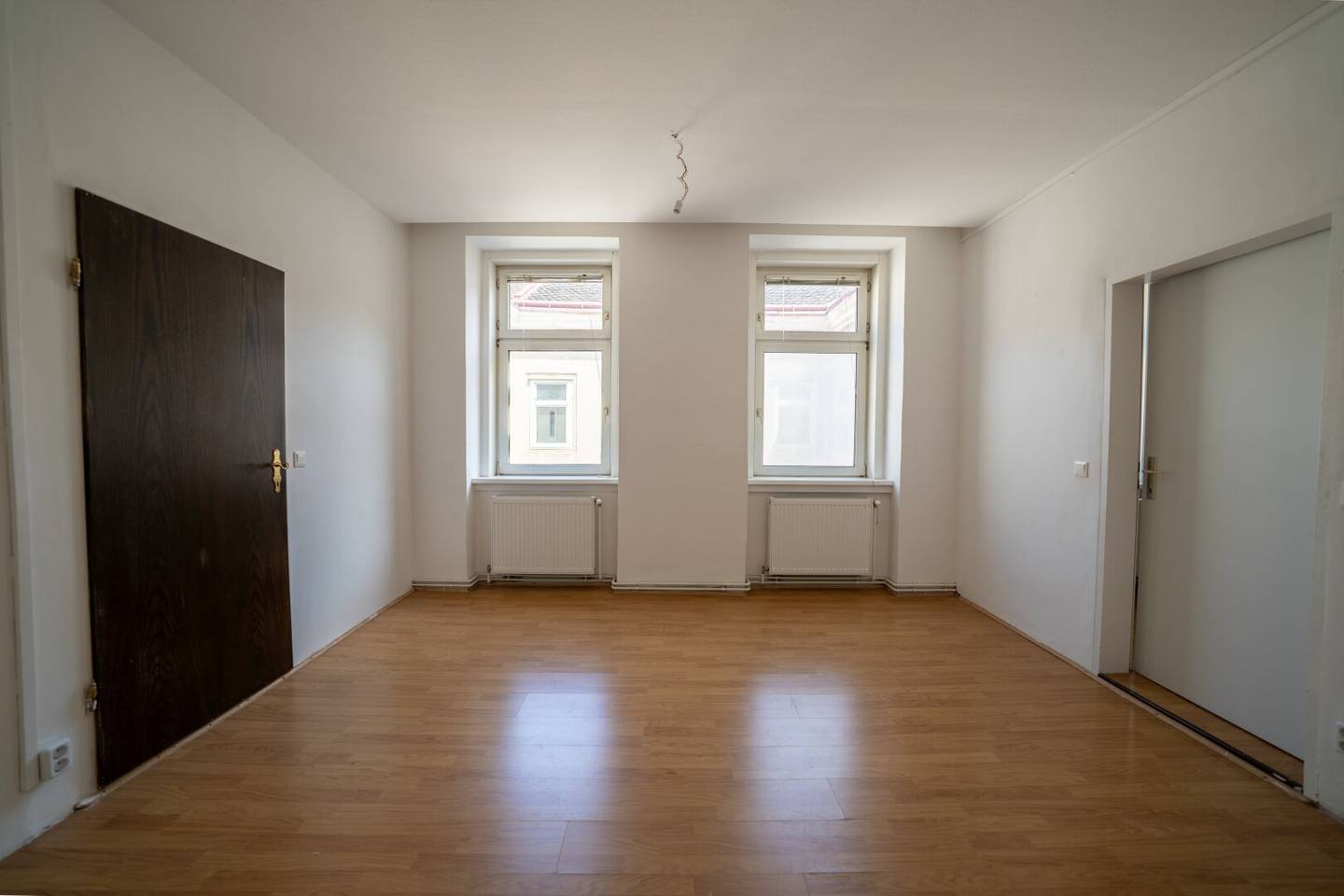 Freier Mietzins – 3-Zimmer-Wohnung mit Altbaucharme und Potenzial