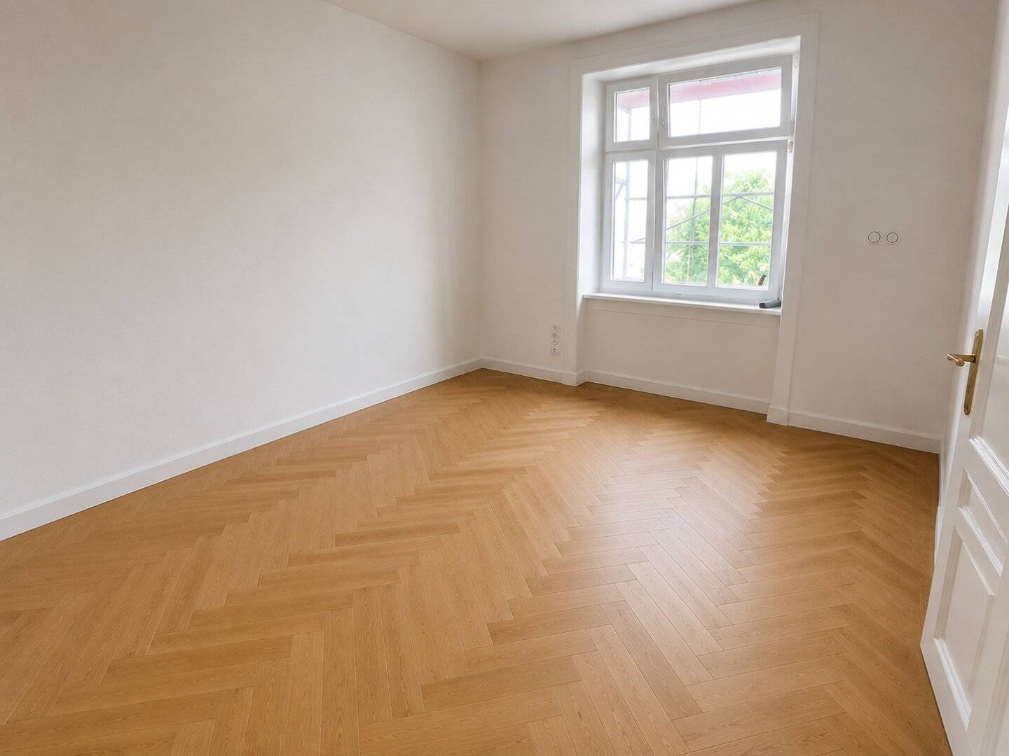 Beautiful 3-room apartment with glazed inner courtyard loggia in exclusive location in Vienna Gersthof