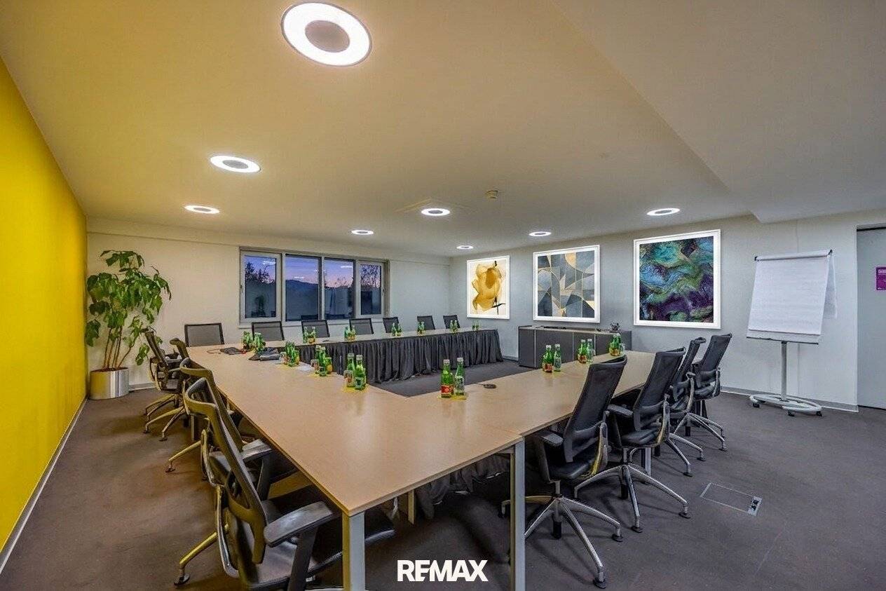 Approx. 500 m² for your company location - Office space in Klagenfurt near the motorway