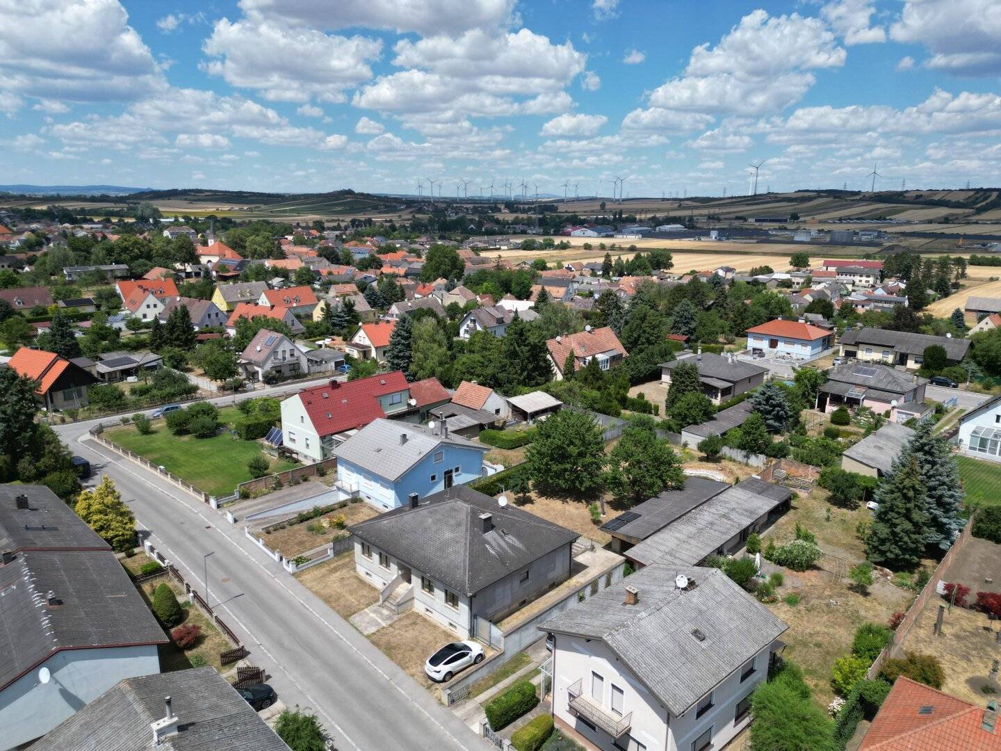 Gepflegtes Einfamilienhaus mit großzügigem Garten &amp; Gartenteich // 360 Grad Rundgang
