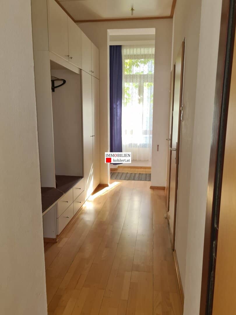 SONNIGE 2,5-ZIMMERWOHNUNG, VOLL MÖBLIERT, WG-TAUGLICH