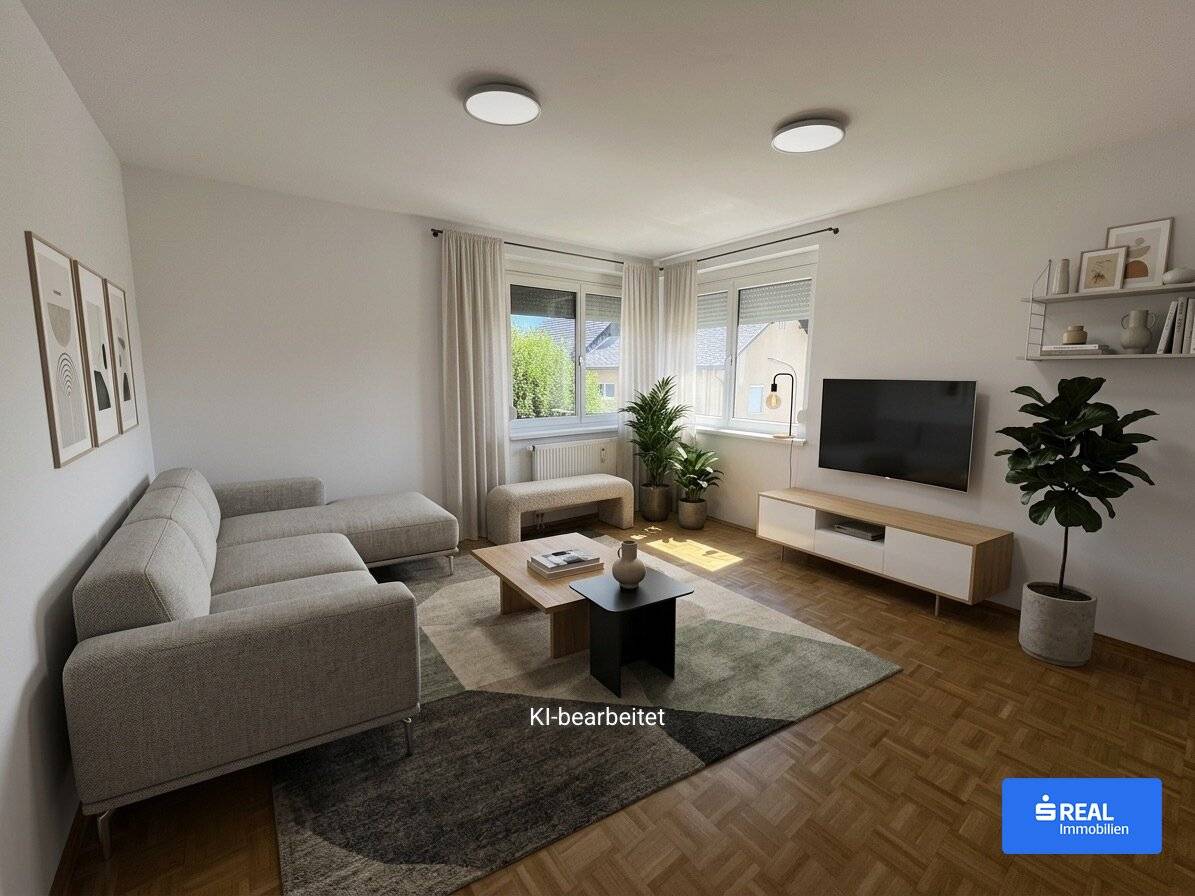 Bright 3-room corner apartment with balcony and underground parking near the center