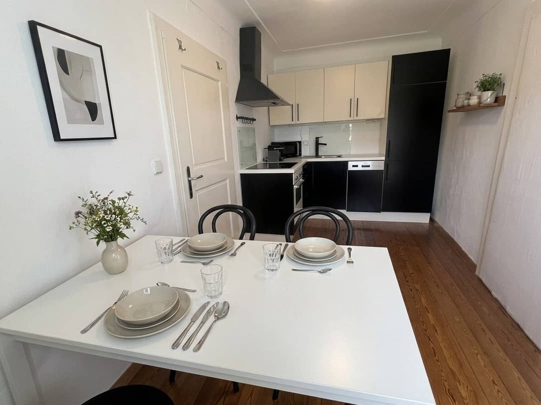 Urban living in top location - furnished 1.5-room apartment in Salzburg's Old Town