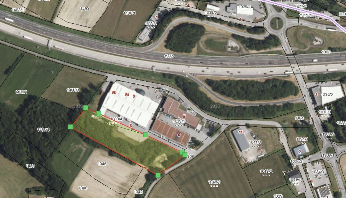 Top-Betriebsgrundstück mit ca. 10.500 m² direkt an der A1 Autobahnabfahrt Altlengbach