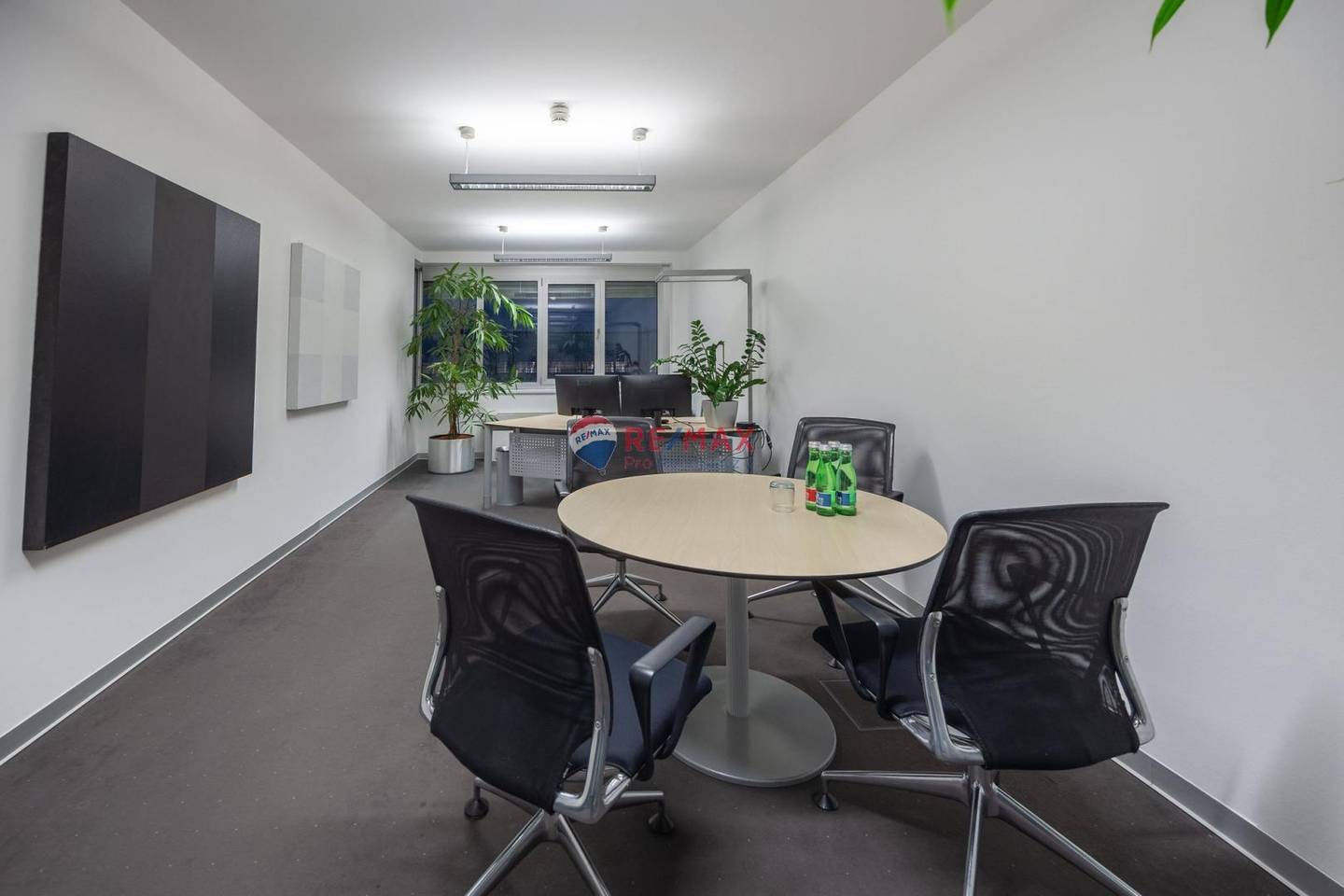Flexible office spaces with parking Loftwohnung
