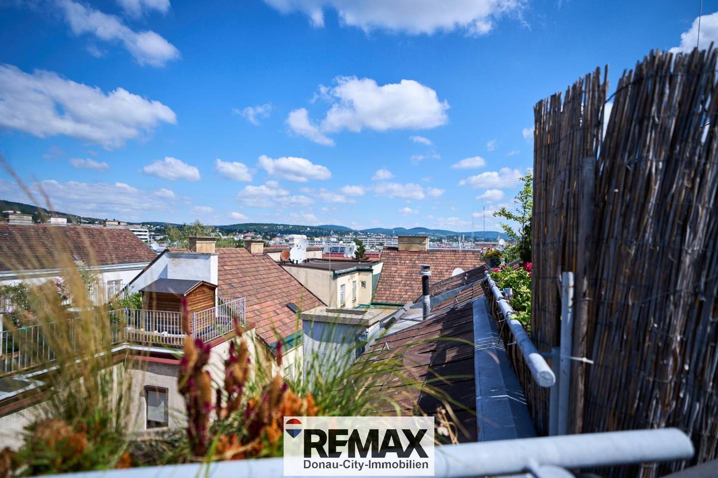 Dachgeschosswohnung mit Terrasse und Weitblick