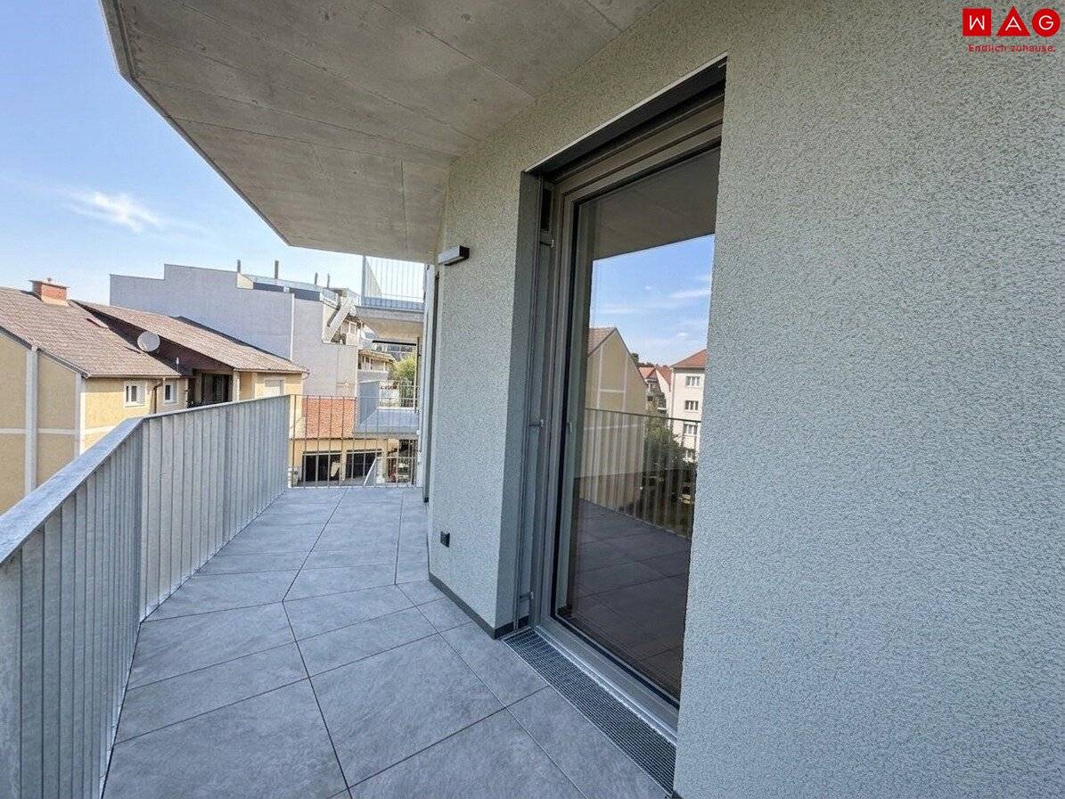 First occupancy: Modern 2-room apartment with large balcony
