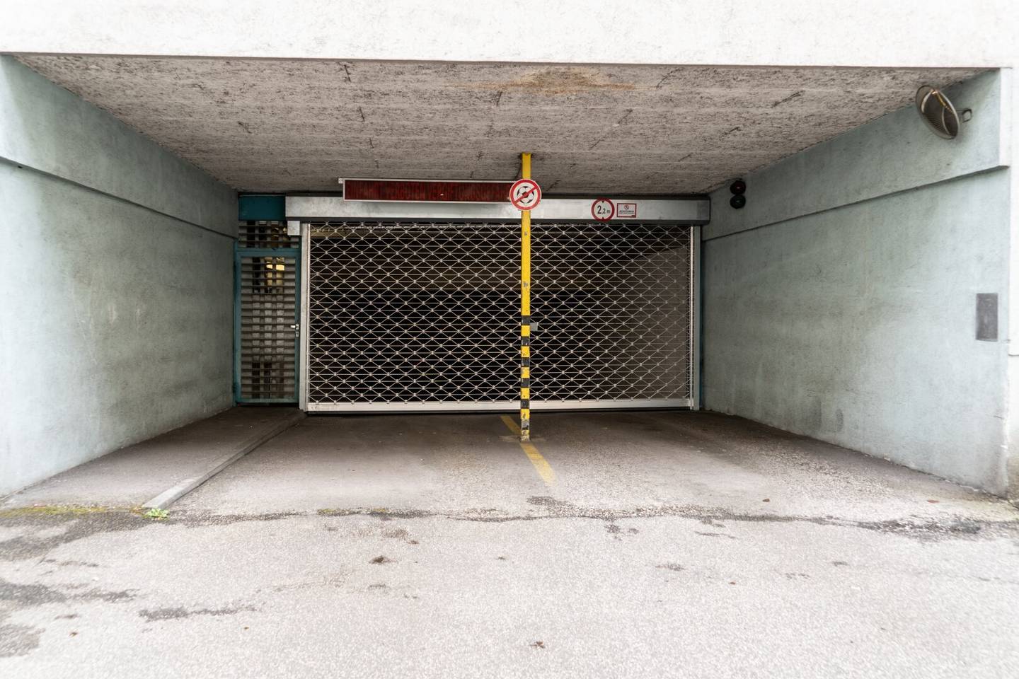 Tiefgaragenplatz Scharitzerstraße