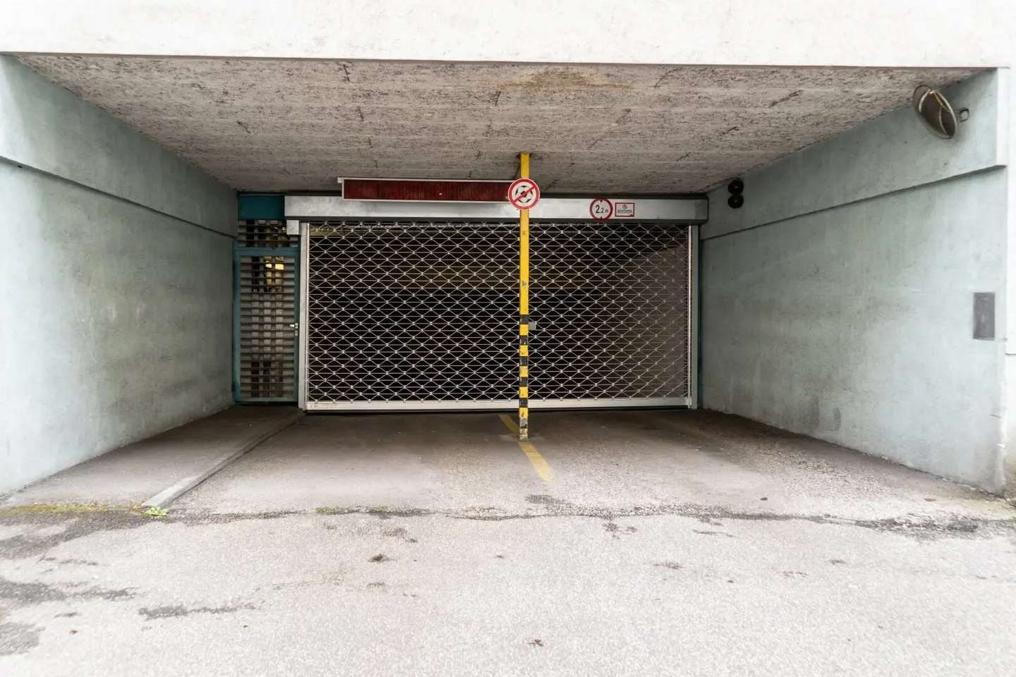 Tiefgaragenplatz Scharitzerstraße