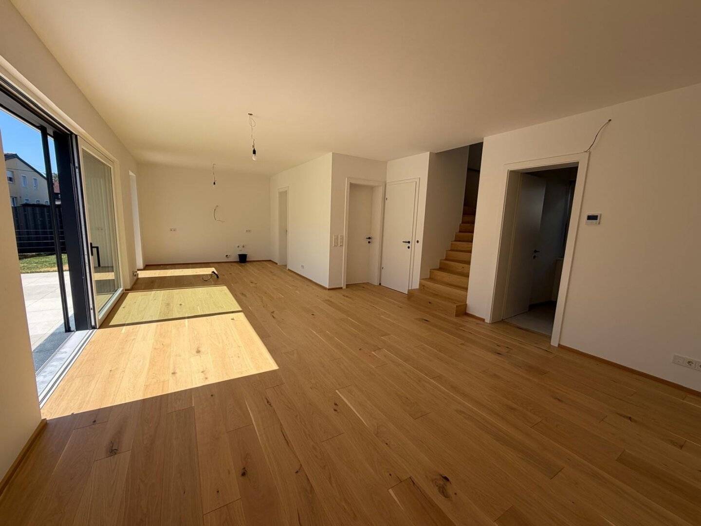 PROVISIONSFREI: Exklusive 5-Zi-Neubau-Doppelhaushälfte in Linz