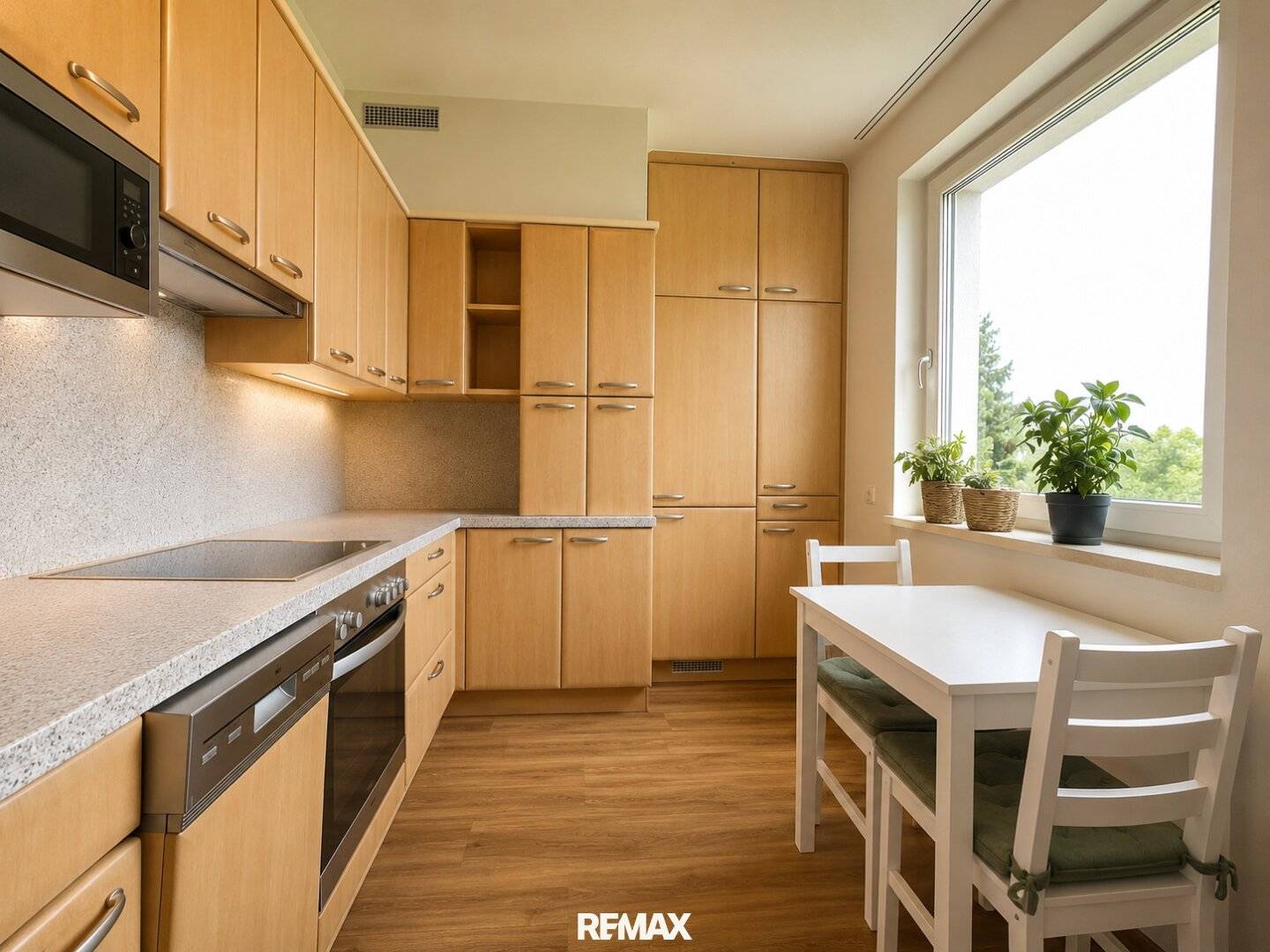 ***Sichere Kapitalanlage! Vermietete Anlegerwohnung mit Balkon in ruhiger Grünlage von St. Marein***