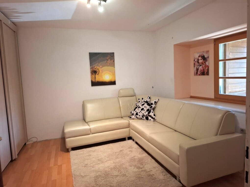 Großes Wohnhaus mit 2 Wohnungen und Grundstück in sonniger Ruhelage in Pernegg an der Mur zu kaufen !
