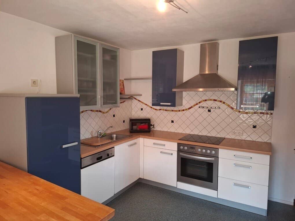 Großes Wohnhaus mit 2 Wohnungen und Grundstück in sonniger Ruhelage in Pernegg an der Mur zu kaufen !