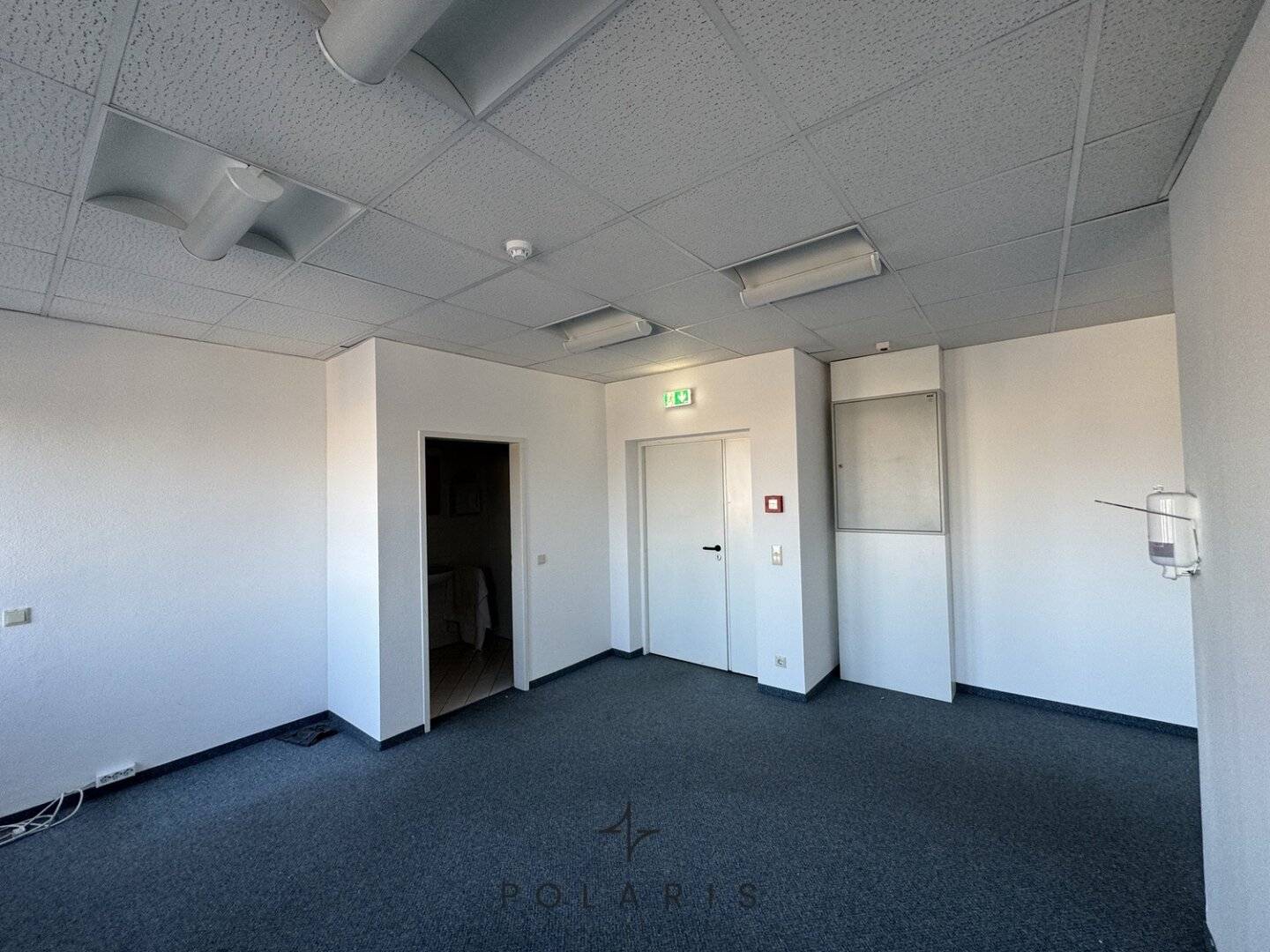 87 m² office on 4th floor | compact and modern in Wiener Neudorf | near A2