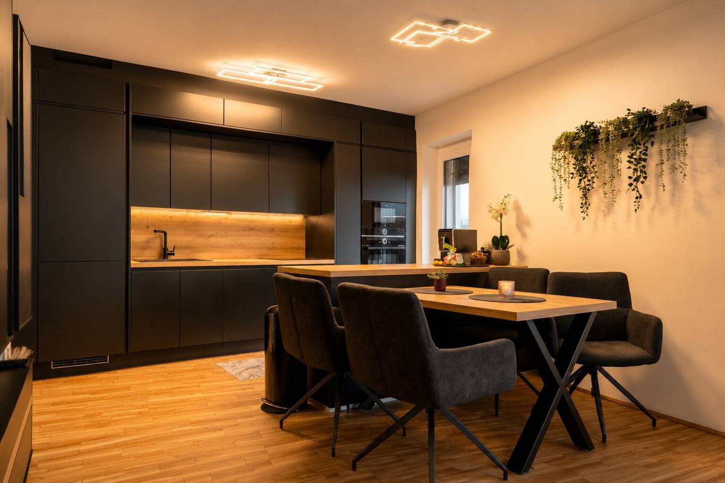 Mehr Raum fürs Leben | Neuwertige 3-Zimmer-Wohnung, Baujahr 2022, mit 24 m² Sonnenbalkon