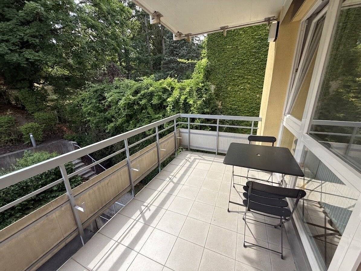 Freshly renovated 3-room apartment with balcony in green prime location next to Pötzleinsdorfer Schlosspark