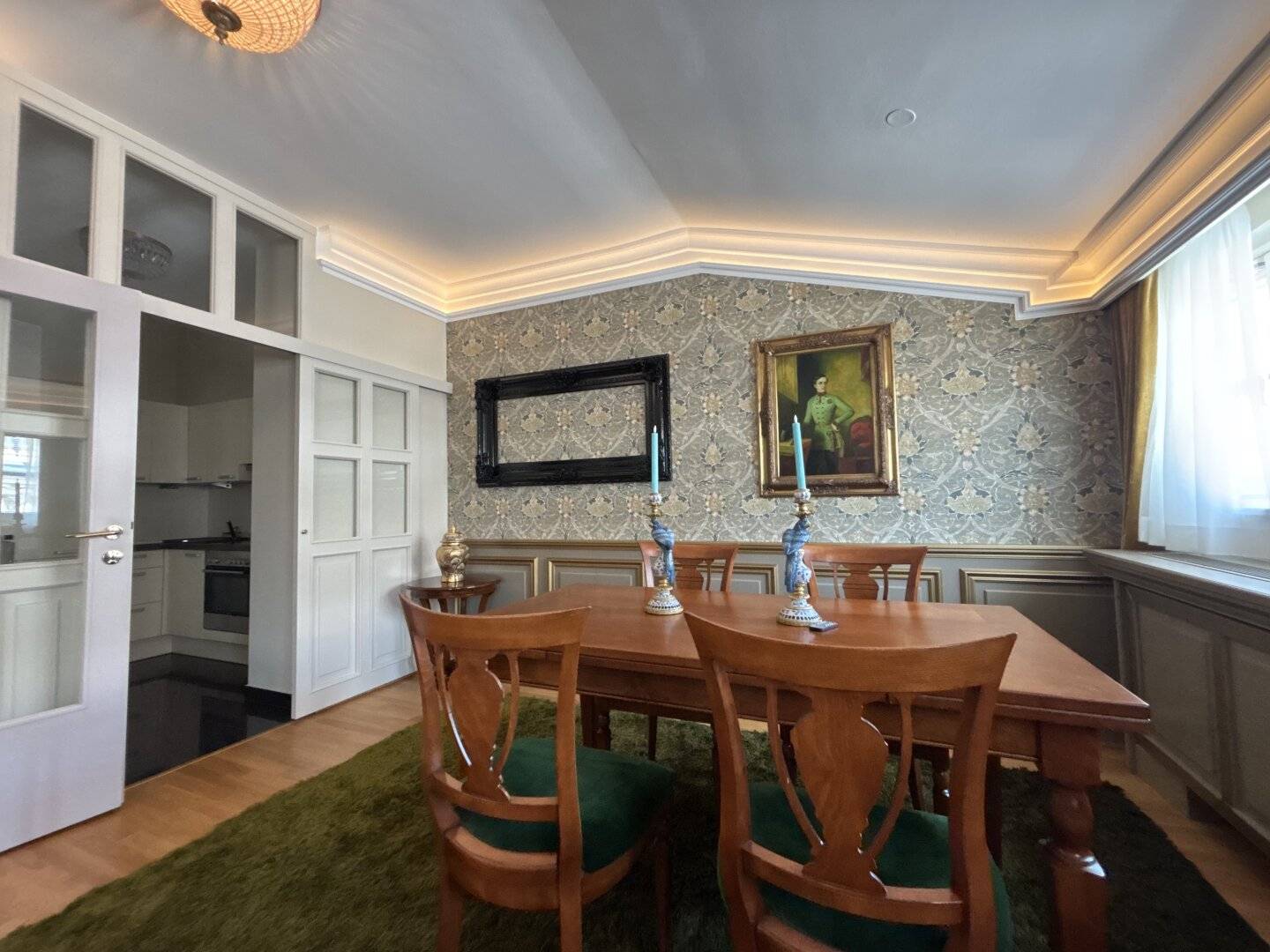 BEST LOCATION + Luxury suite in the attic + KÄRNTNER STRASSE + Living with hotel comfort!