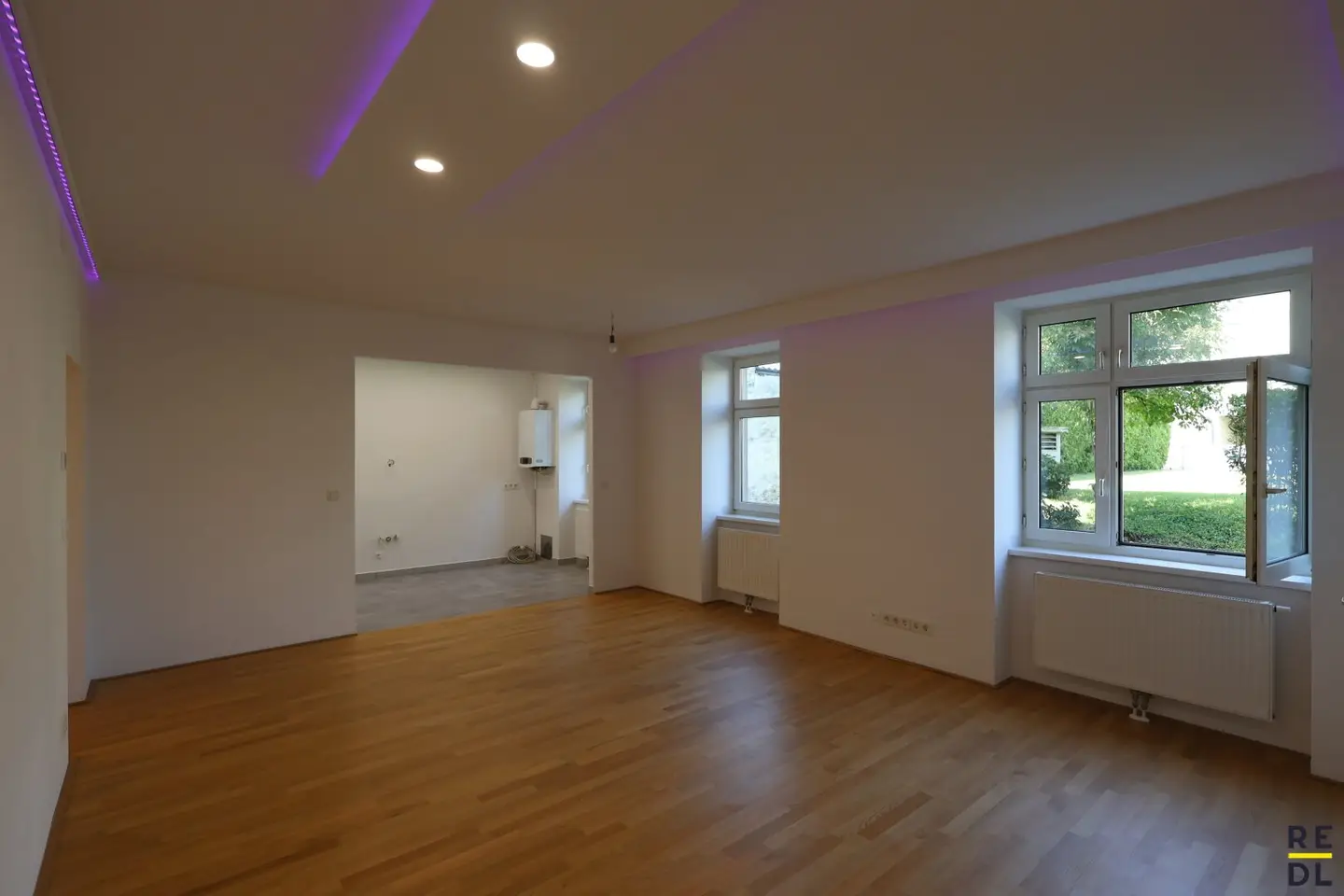 Ruhe, Natur und Wohnqualität – Top sanierte Eigentumswohnung in Grünruhelage! Tiefgaragenstellplatz im Kaufpreis inklusive!