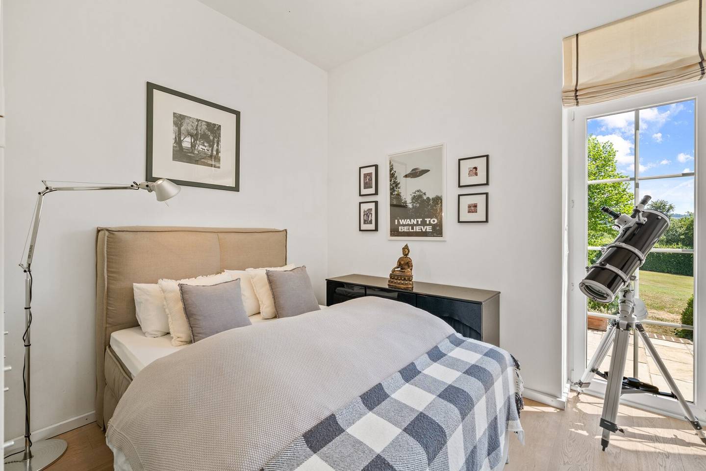 Englisches Cottage trifft Wienerwald: Feng-Shui-Harmonie in sanfter Hügellage