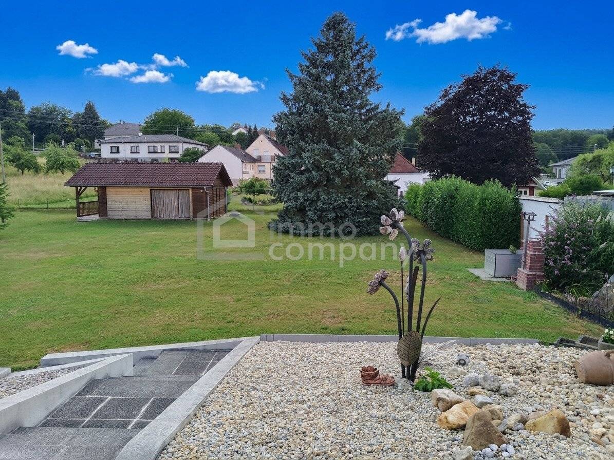 Modernes Einfamilienhaus in Kemeten: 8 Zimmer, Garten, Terrasse, 2 Garagen – Top!