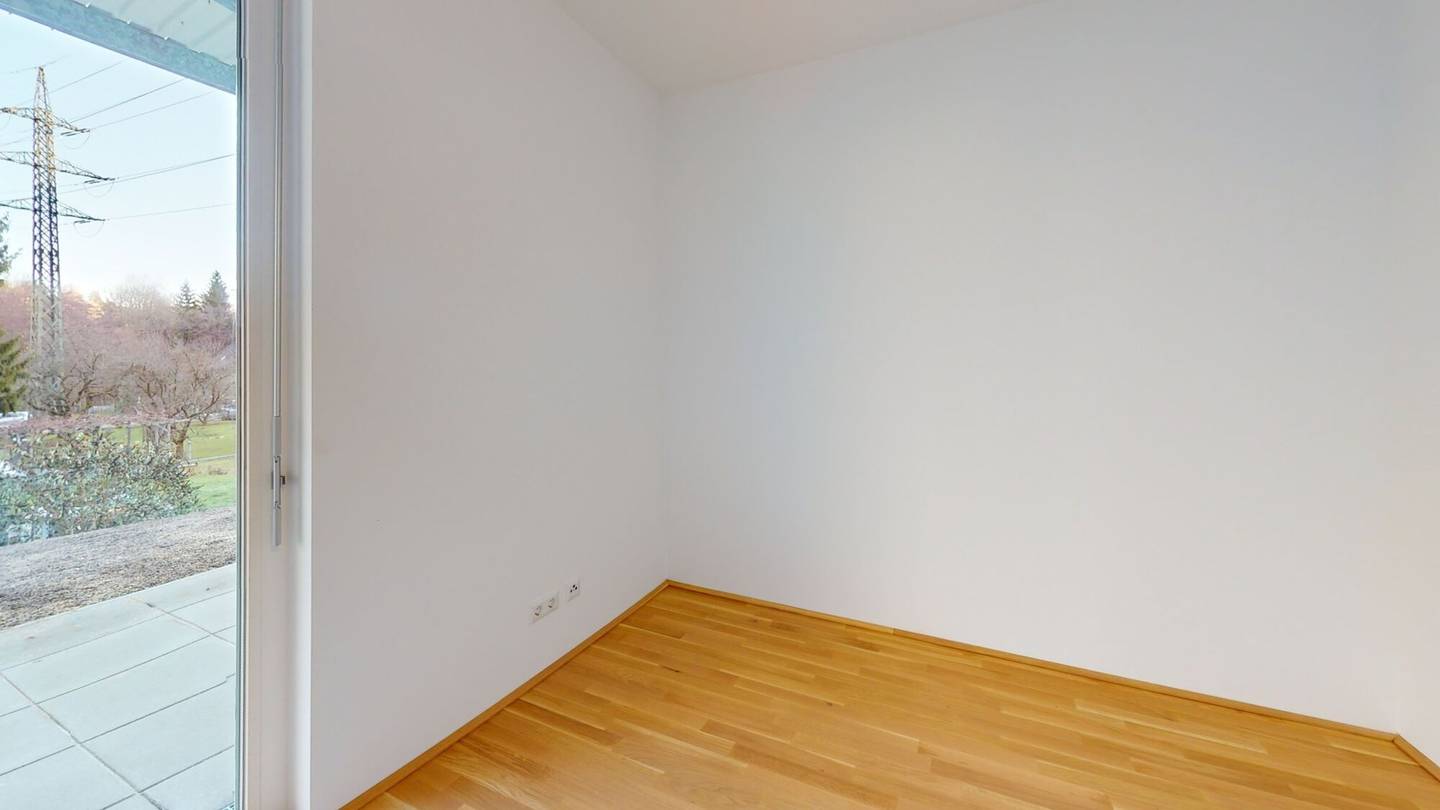 Ground floor apartment with private garden and terrace