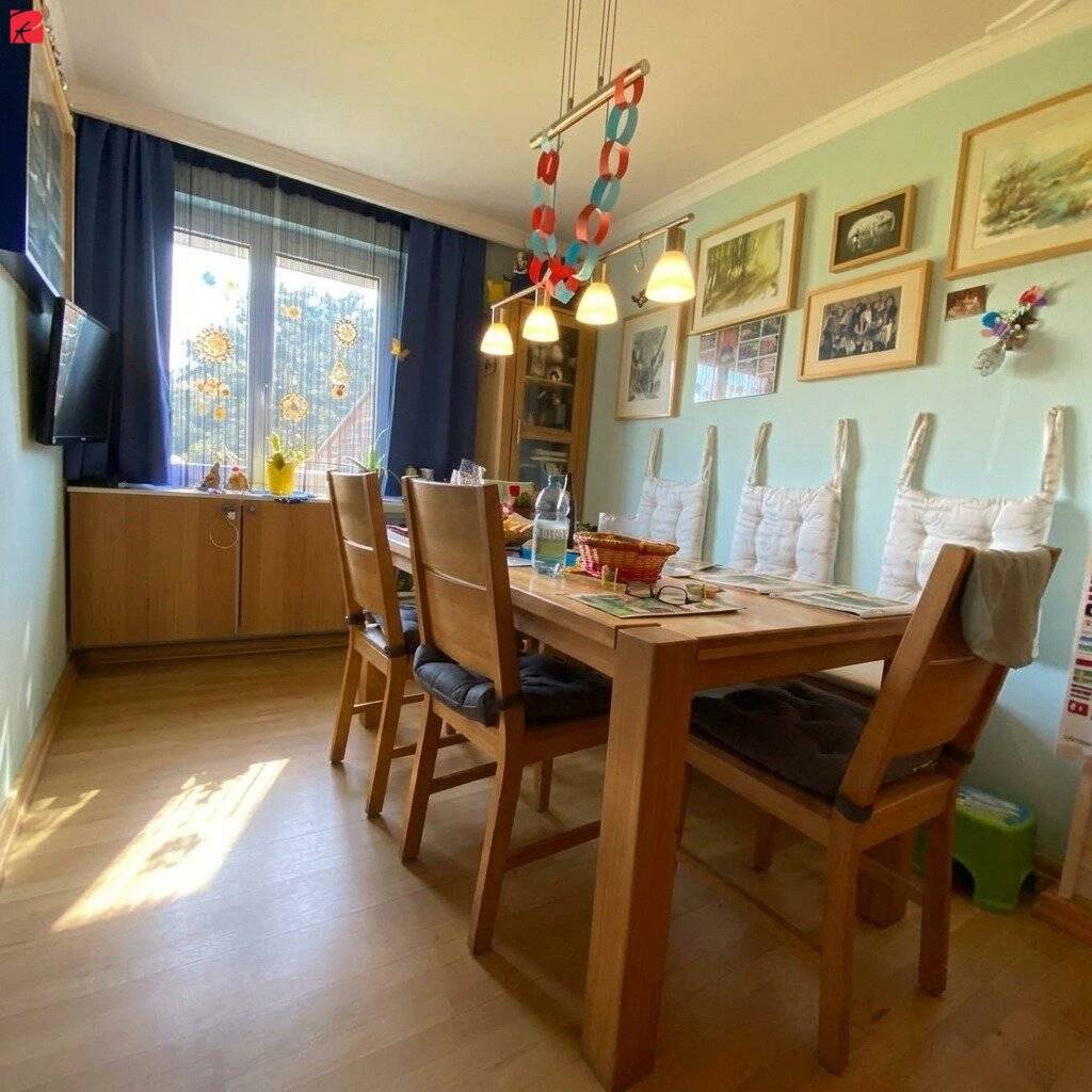 Technik &amp; Lifestyle: Zweifamilienhaus mit PV &amp; Wellness
